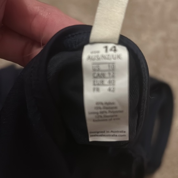 ‼️SALE‼️NWOT, never worn Navy 🌊 Sea Level Australia one piece swimsuit 🩱 - Picture 4 of 4